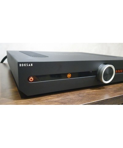 ROKSAN ATTESSA INTEGRATED AMPLIFIER BLACK DEMO AMPLIFICATORE INTEGRATO GARANZIA UFFICIALE