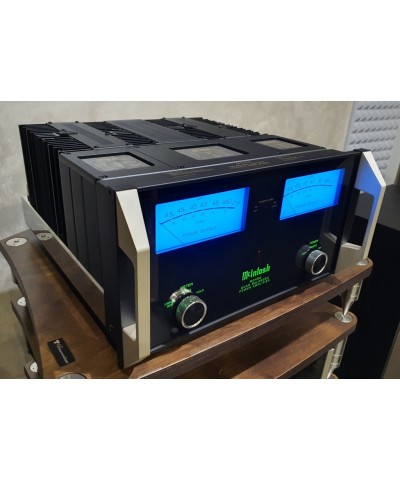 MCINTOSH C 2700 + MC 462 DEMO PRE-FINALE GARANZIA UFFICIALE