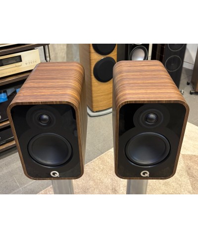Q ACOUSTICS 5020 ROSEWOOD DEMO COPPIA DIFFUSORI DA LIBRERIA GARANZIA UFFICIALE