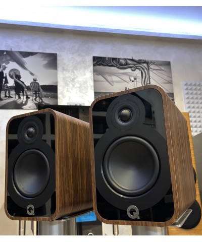 Q ACOUSTICS 5020 ROSEWOOD DEMO COPPIA DIFFUSORI DA LIBRERIA GARANZIA UFFICIALE