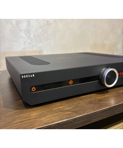 ROKSAN ATTESSA BLACK DEMO INTEGRATED AMPLIFIER AMPLIFICATORE INTEGRATO GARANZIA UFFICIALE