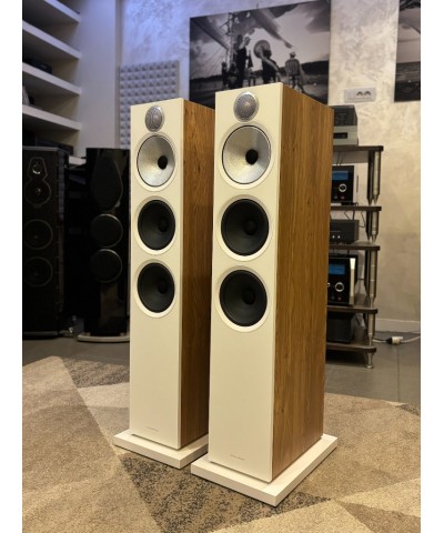 BOWERS & WILKINS 603 S3 WHITE USATI COPPIA DIFFUSORI DA PAVIMENTO GARANZIA UFFICIALE