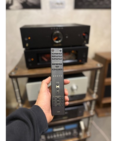 ONKYO ICON P-80 + M80 BLACK DEMO PRE + FINALE DAC STREAMER ETHERNET/WI-FI GARANZIA UFFICIALE