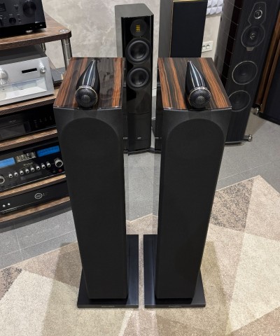 BOWERS & WILKINS 702 S3 SIGNATURE DATUK GLOSS DEMO COPPIA DIFFUSORI HIEND DA PAVIMENTO
