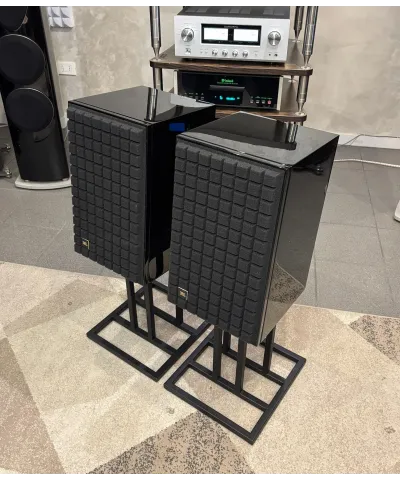 JBL L82 CLASSIC BLACK EDITION + JBL JS80 DEMO COPPIA DIFFUSORI CON STAND DEDICATO GARANZIA UFFICIALE