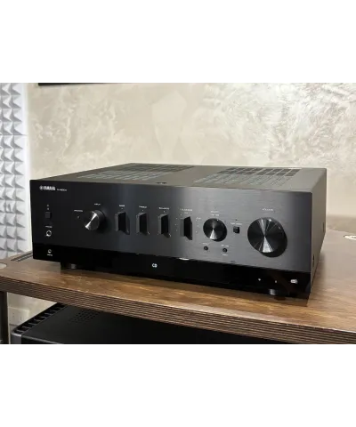 YAMAHA R N800A BLACK USATO AMPLIFICATORE INTEGRATO STREAMING